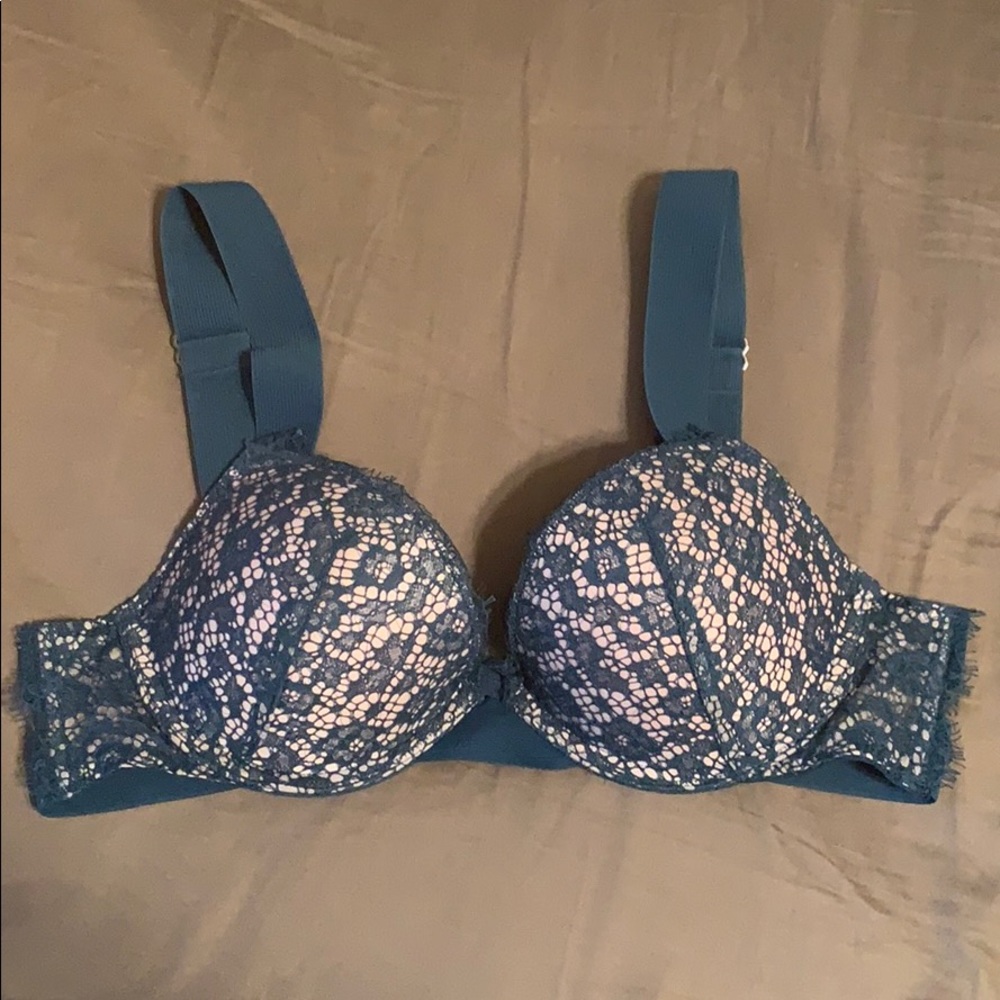Victoria’s Secret Very Sex Push-Up Bra 34B